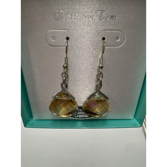 Swarovski New in Box Platinum Tone Crystal Dangle Drop Earrings - Picture 3 of 5